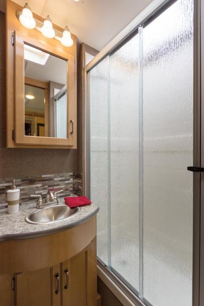 Hurricane bathroom shower
